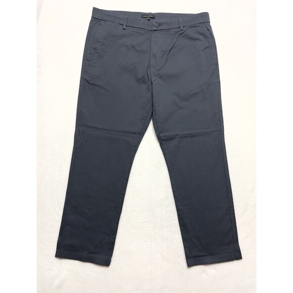 Banana Republic Short Men's Lightweight Stretch Chino Pant Sz 38x29 Grey Color - Picture 3 of 13